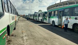 Greve dos rodoviários da Veleiro chega a 12 dias sem solução nesta terça-feira (21)