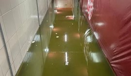 Chuva interdita acesso e obriga mudança de rota no estádio Rei Pelé