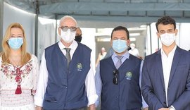 Escolas da parte baixa de Maceió recebem fiscalização do presidente do TRE
