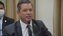 Deputado questiona adoção do toque de recolher em Alagoas