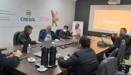 Missão da Unicafes-AL conhece cooperativo de crédito no Paraná