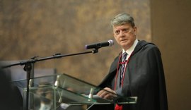 Klever Rêgo Loureiro toma posse como novo presidente do TJAL