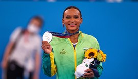 Rebeca Andrade conquista 1ª medalha olímpica da história da ginástica feminina brasileira