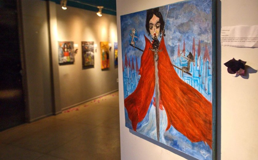 Casa da Cultura de Arapiraca sedia exposição de pinturas surrealistas