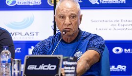 Técnico do CSA cobra reforços após derrota para o Itabaiana: 'Chegar e ser essencial'
