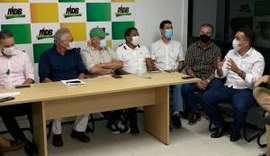 Mais um prefeito “oferece” nome para entrar na disputa pelo governo