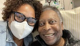 Após boatos que Pelé teria voltado para UTI, filha afirma que ex-jogador está bem