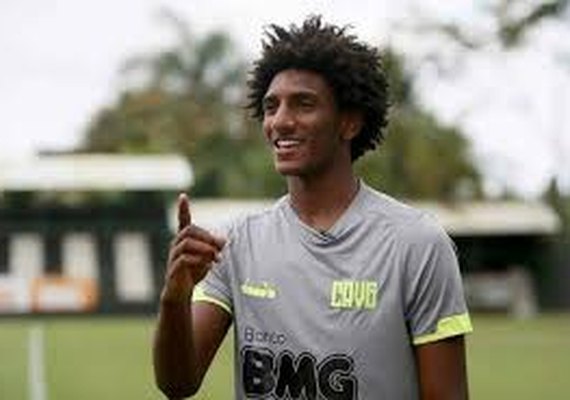 Lille pode fazer proposta por atacante Talles Magno, joia do Vasco