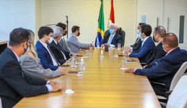 Governador em exercício dialoga com deputados estaduais