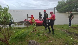 Jovem é encontrado morto com pés amarrados e marcas de tiros na Lagoa Mundaú