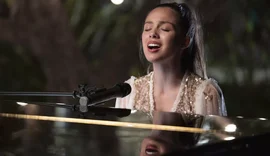 Olivia Rodrigo irá à Casa Branca ajudar em campanha de vacinação