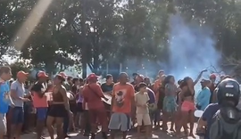 Protesto bloqueia a BR 316 em Atalaia