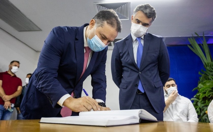 Governo de AL empossa novos gerentes regionais e anuncia investimentos para educação