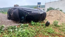 Sargento da PM morre após carro capotar no Sertão de Alagoas
