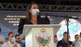 Na presença de autoridades políticas, prefeita é vaiada três vezes durante solenidade
