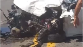 Acidente entre três carros deixa dois feridos na BR-316 em Tanque D’Arca