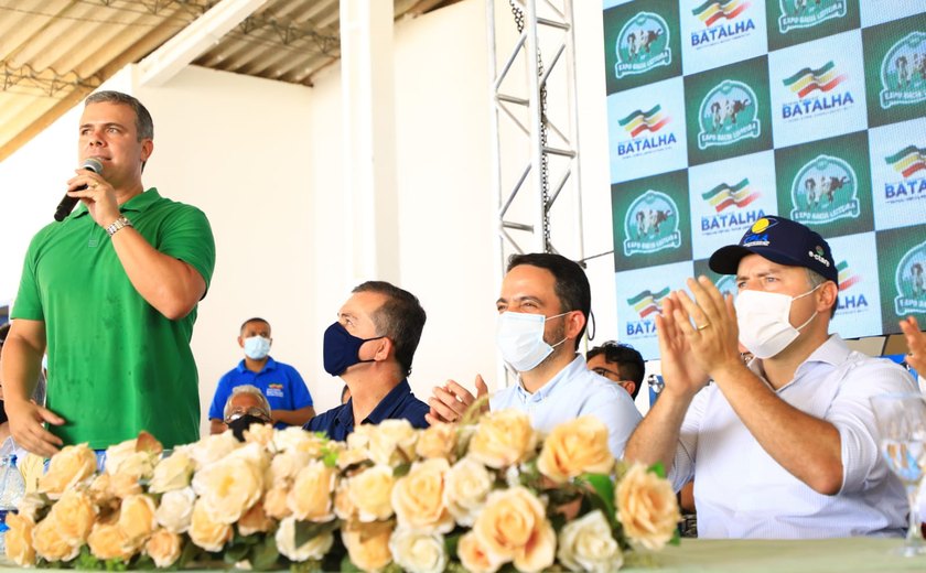 Seagri-AL comemora participação na 38ª Expo Bacia Leiteira com balanços e investimentos