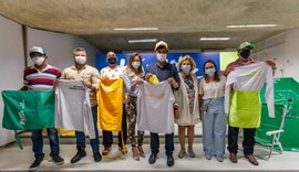 Sedetur entrega kits de praia padronizados para ambulantes da Ponta Verde