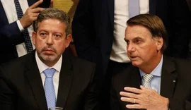 Arthur Lira evita confirmar chapa com Bolsonaro e adia decisão sobre 2026