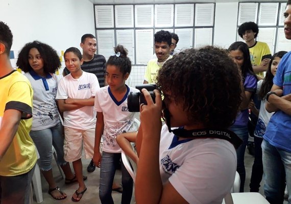 Projeto estimula jovens a retratar prevenção à violência com fotografia