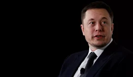 É falso que Elon Musk exige Carlos Bolsonaro presidente