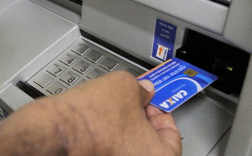 Servidores estaduais recebem reajuste de 6% nos salários de maio