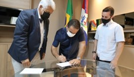 Marcelo Victor e Bruno Toledo se filiam ao Partido Democratas