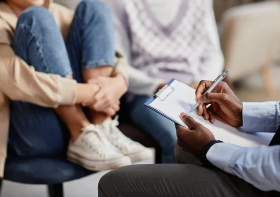 Câmara de Maceió aprova lei que torna obrigatório tratamento da depressão desde a infância