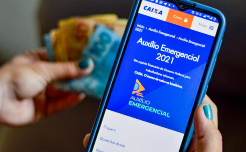 Nascidos em fevereiro podem sacar auxílio emergencial nesta segunda-feira (3)