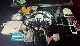 PM apreende armas de fogo, munições e mais de 3 Kg de drogas no Jacintinho