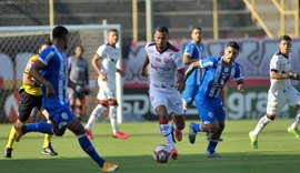 Com um a menos, CSA vence o Vitória pela Série B do Brasileirão