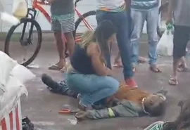 Vídeo: Trabalhador despenca de telhado do Mercado Publico de Marechal Deodoro