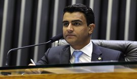 O que acontece com Lessa se JHC pedir licença? Veja as opções