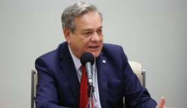 Oficial: Ronaldo Lessa aceita convite para compor chapa de Paulo Dantas ao governo
