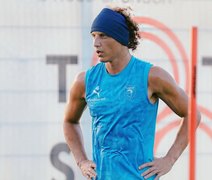 David Luiz admite mensagens com suposta amante, mas nega ameaças