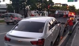 Fiscalização em Maceió autua e remove veículos de transporte clandestino