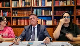Bolsonaro sobre denúncias contra ministro da Educação: “boto a cara no fogo”