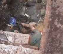Vídeo: trabalhadores caem em poço durante obra de elevador em Jacarecica