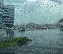 Semarth emite alerta de chuva com risco de alagamentos e deslizamentos para três regiões de Alagoas