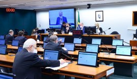 Câmara dos Deputados instaura processos contra seis deputados