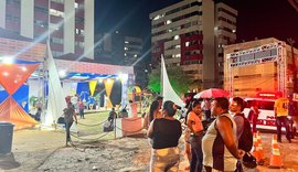 Grupo de trabalhadores da campanha de Rodrigo Cunha protesta por falta de pagamento