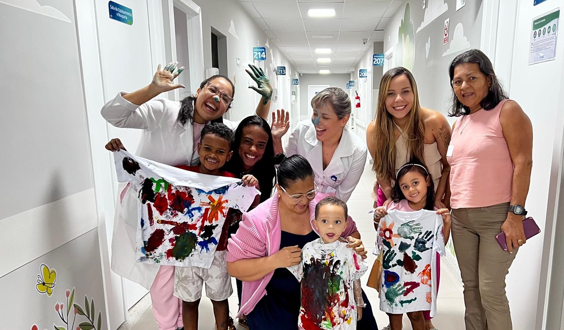 Programação especial leva arte e diversão a crianças internadas em hospital de Salvador