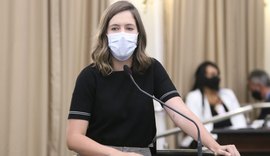 Cibele Moura apresenta projeto de lei sobre isenção tributária do gás de cozinha