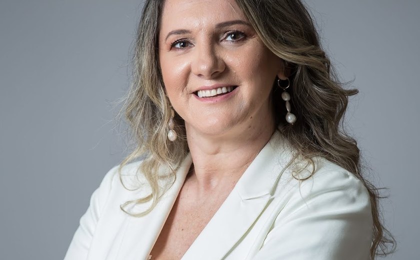 Tânia Zanella reforça importância de parceria entre o coop e universidades