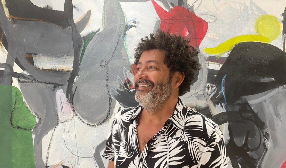 Gerson Fogaça acompanha montagem de sua exposição no Museu MOCAA em Miami