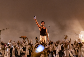 Tiago Iorc se apresenta em Maceió neste sábado (22) com a turnê 'Daramô'