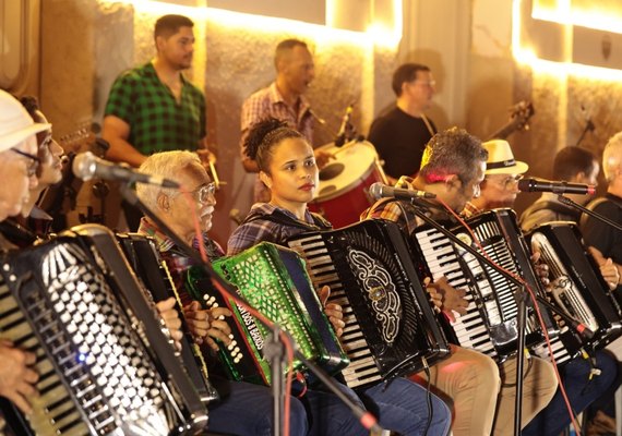 Dia do Sanfoneiro encerra São João Massayó com homenagem ao forró