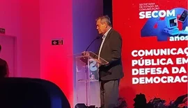 Lessa enfrenta a “dor” e tem legado reconhecido nos 40 anos da Secom