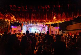 Bairro do Jaraguá vira palco do carnaval maceioense