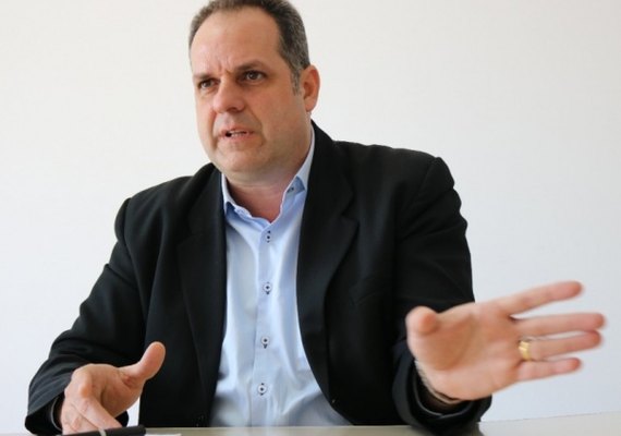 Fundo de Amparo aos Estagiários é proposto a parlamentares no Brasil